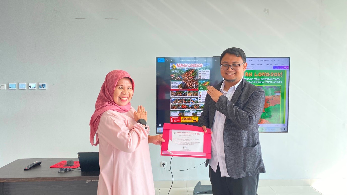 Fakultas Teknik Bersama Pendidikan Perempuan Indonesia (PPI) menyelengarakan Pengabdian Masyarakat  dan Sosialisasi “Kelistrikan Aman bagi Rumah Tangga”