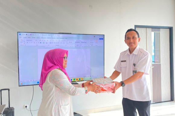 Fakultas Teknik Bersama Pendidikan Perempuan Indonesia (PPI) menyelengarakan Pengabdian Masyarakat  dan Sosialisasi “Bahaya Tanah Longsor & Mitigasi di Lingkungan Permukiman”