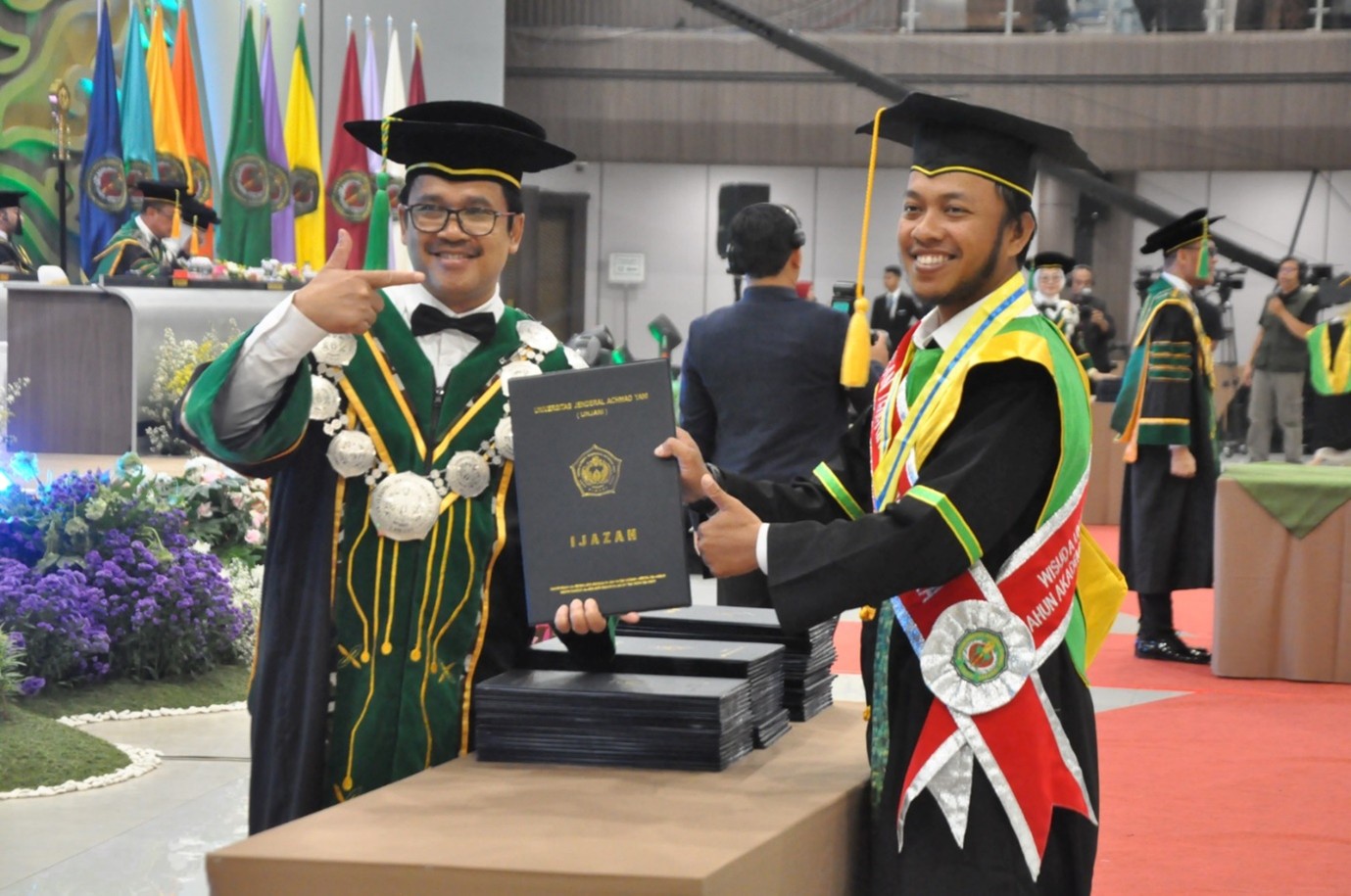 Agung Darmawan Raih Predikat Lulusan Terbaik Teknik Geomatika UNJANI dengan IPK 3,92